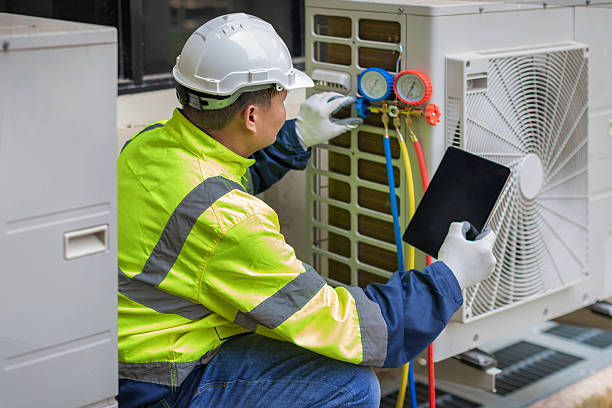 Professional Hvac Installation technician working in Reeseville, WI